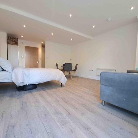 Stylish Converted Ground Floor Studio - London Exterior foto