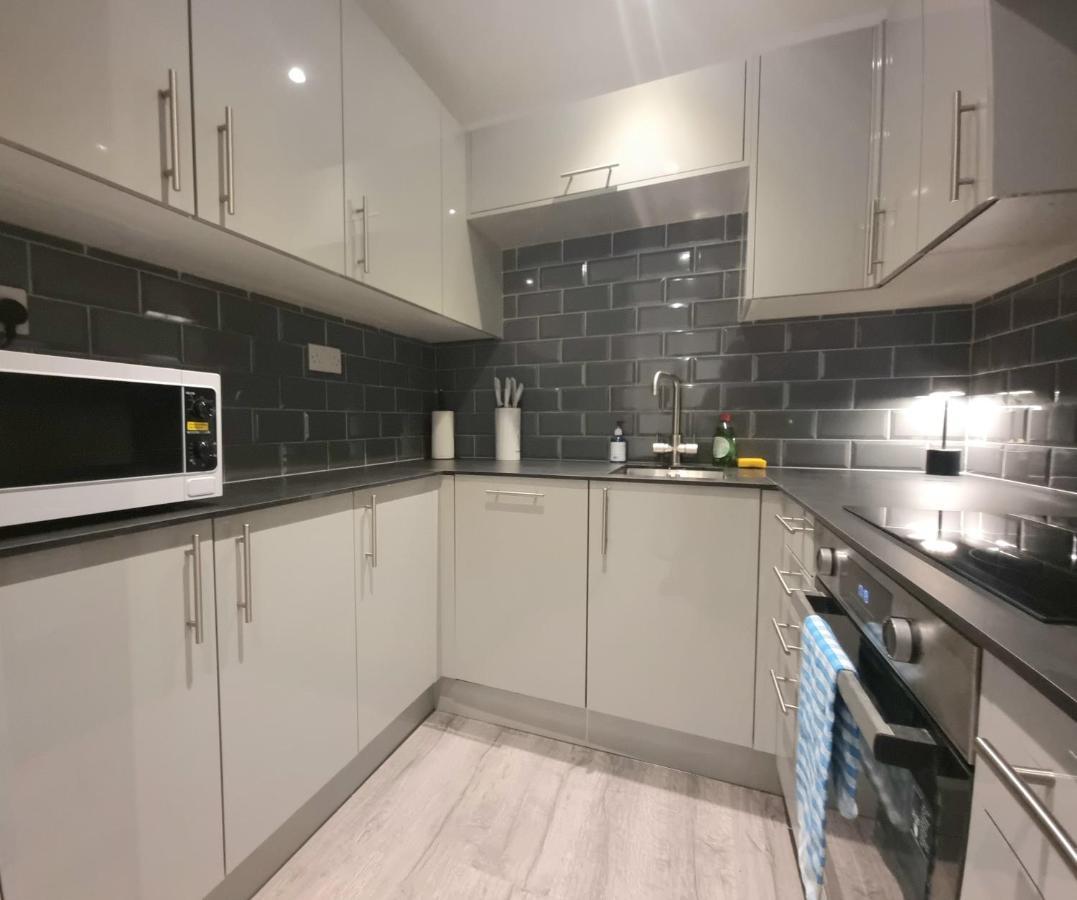 Stylish Converted Ground Floor Studio - London Exterior foto